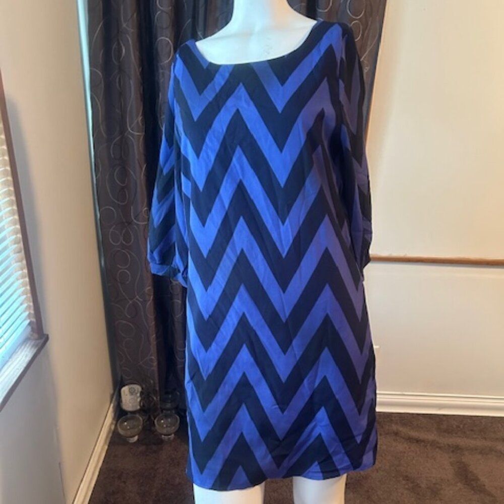 Needle & Thread Blue Zig Zag Pattern Crisscross back shift mini dress, size M